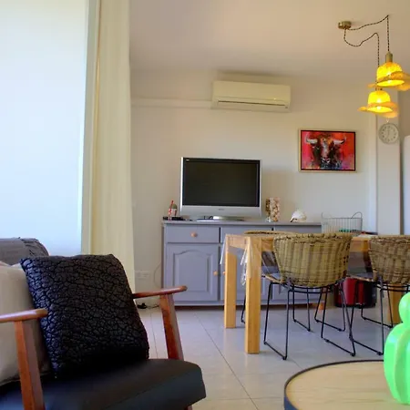 Apartment Empurialola Apartamento La Rubina *